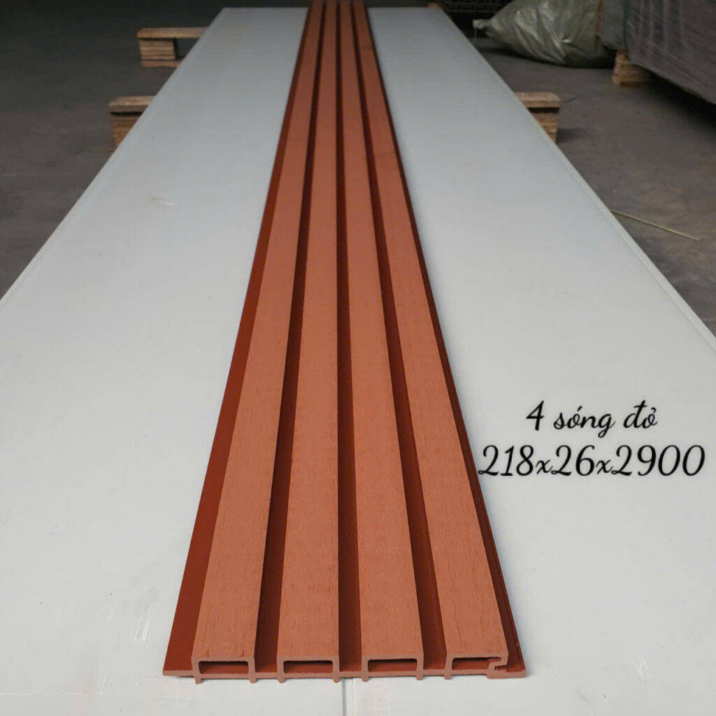 Lam 4 sóng ngoài trời WPC 218×26×2900 mm tông Đỏ — Nhật Thành Home