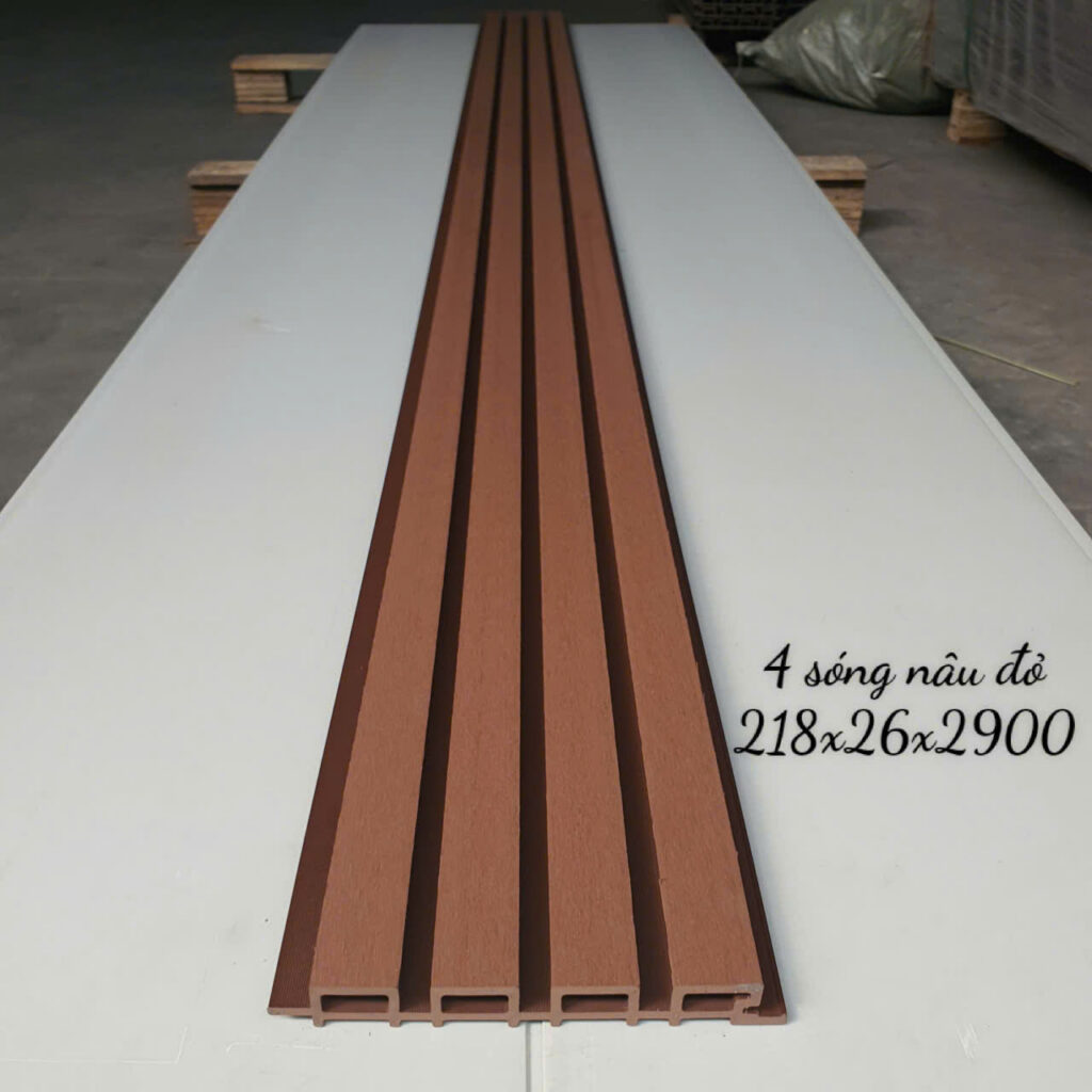 Lam 4 sóng ngoài trời WPC 218×26×2900 mm tông Nâu đỏ — Nhật Thành Home