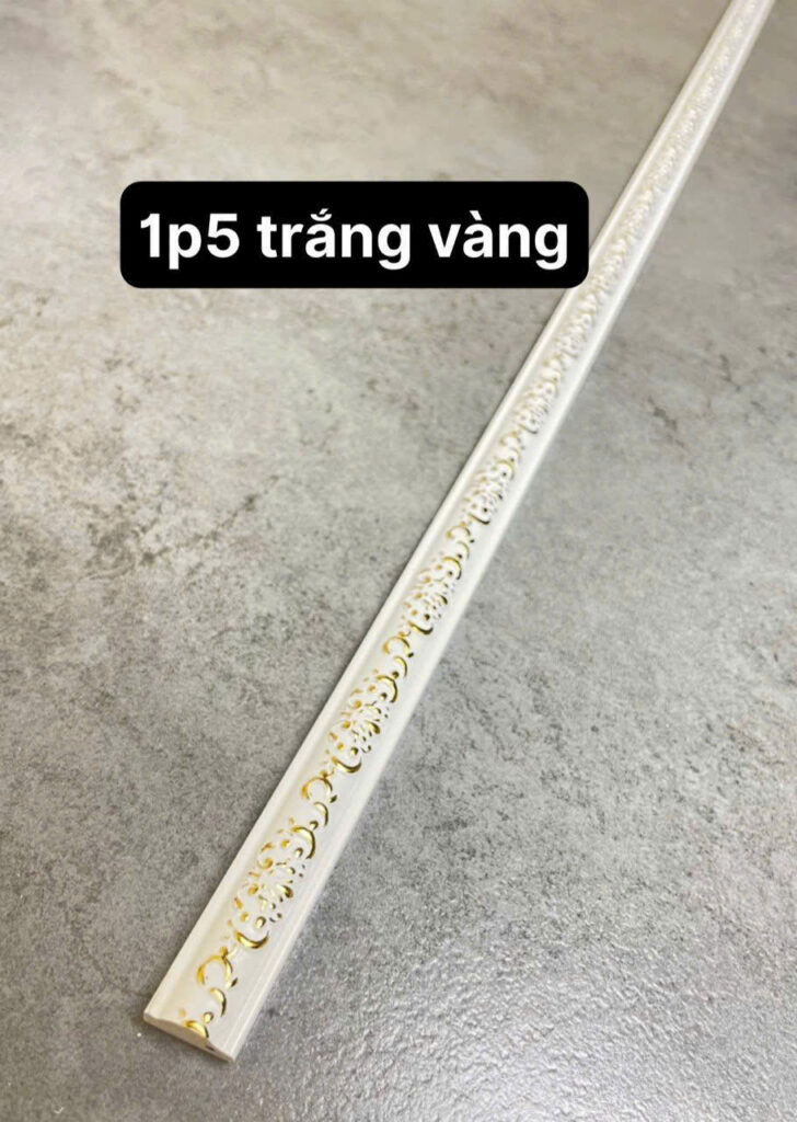 Phào chỉ nhựa PS trắng hoa văn vàng 1.5 cm — Nhật Thành Home