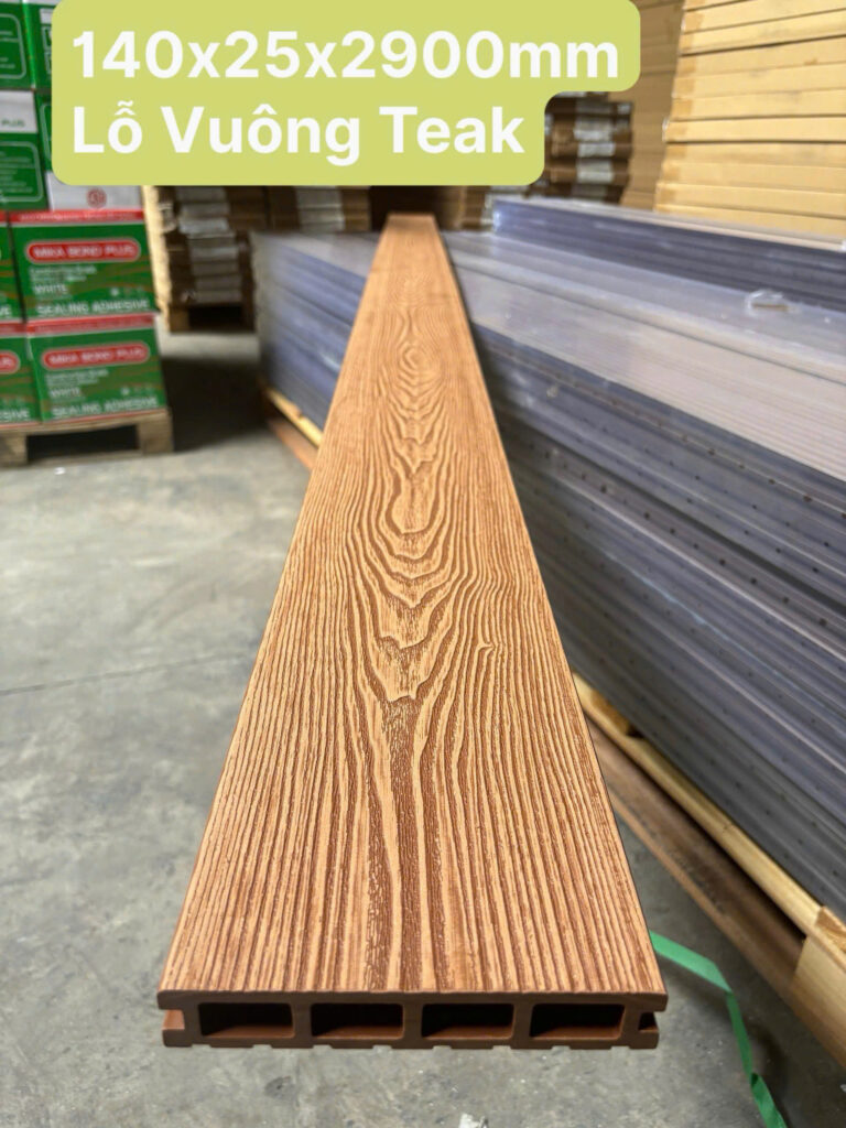 Chi tiết sàn WPC ngoài trời 140×25×2900 mm Teak 3D — lỗ vuông — Nhật Thành Home